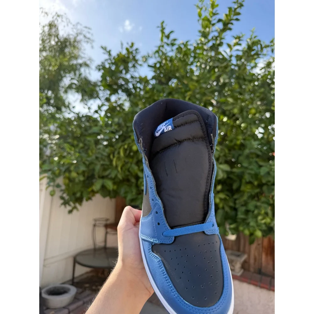 Nike Air Jordan 1 Retro High 10.5 marina blue 555088-404
